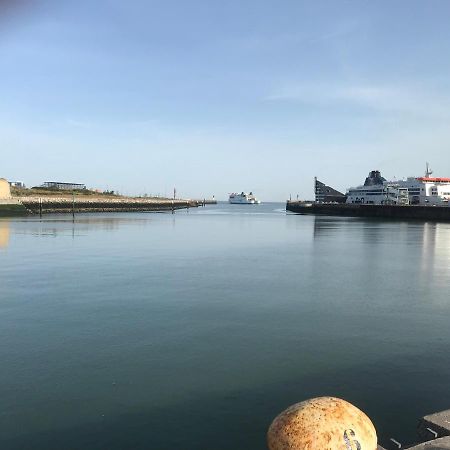 Appartamento Le Bien Venue Chez Vous Calais Esterno foto