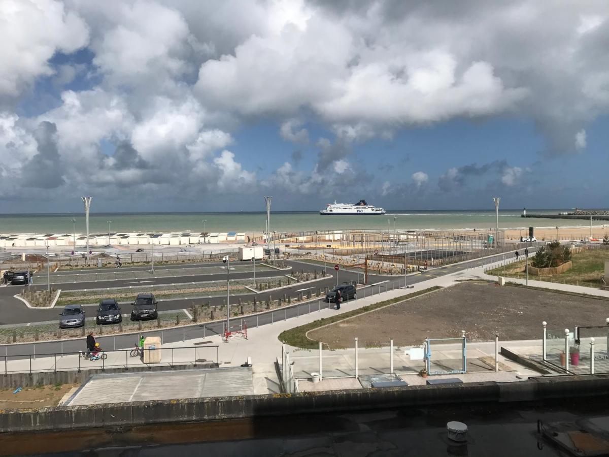 Appartamento Le Bien Venue Chez Vous Calais Esterno foto